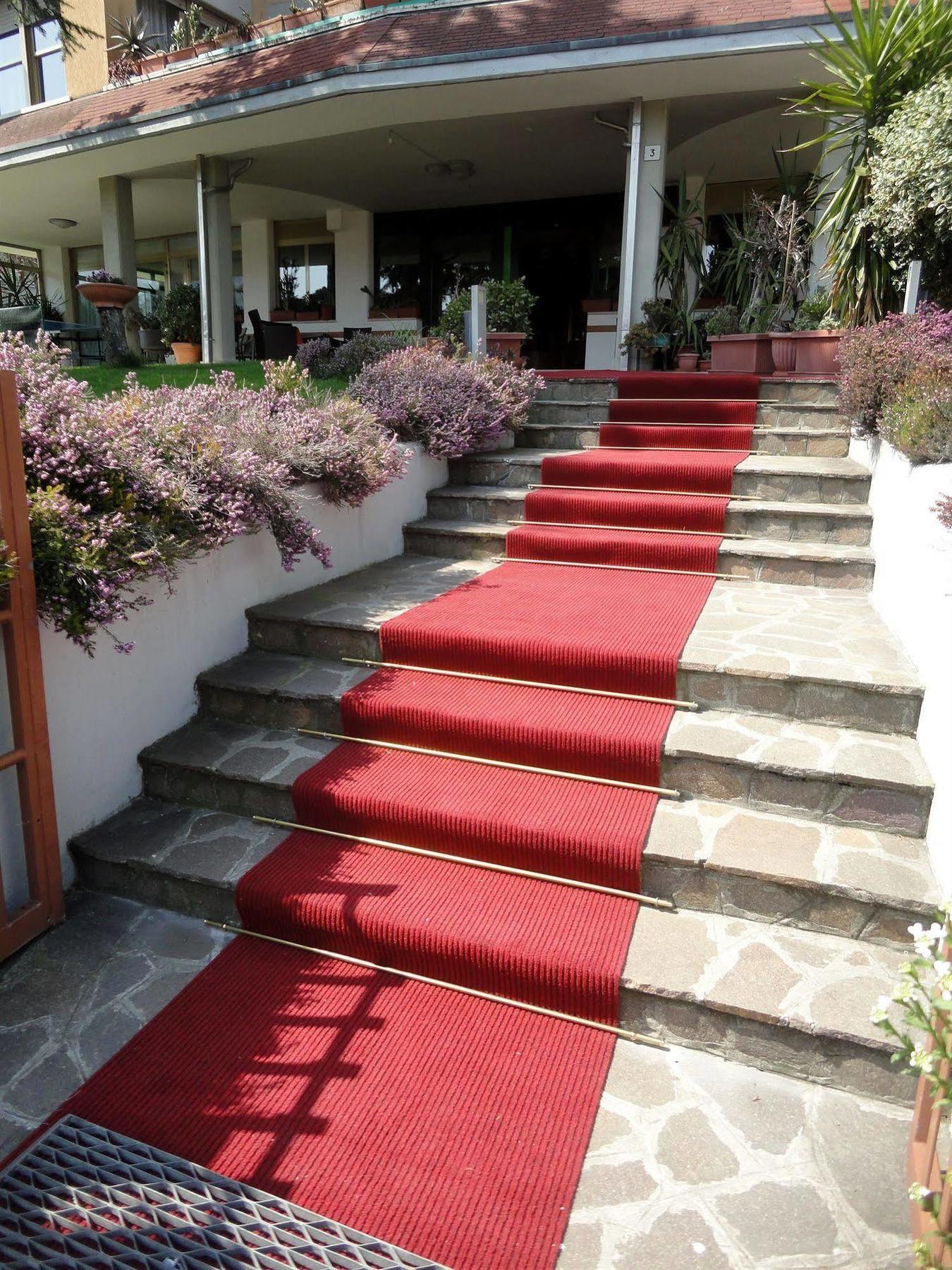 Hotel Astoria Tabiano Terme エクステリア 写真
